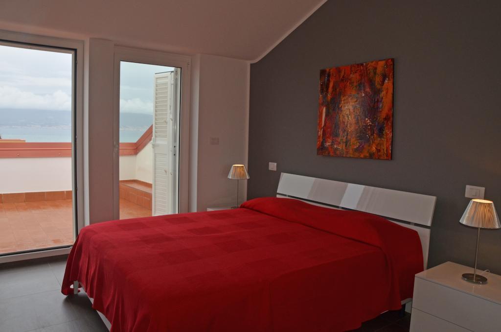 Hotel Residence Thalassa Reggio di Calabria Kültér fotó
